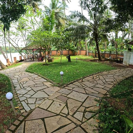 Greenchromide Homestays Mundrothuruth エクステリア 写真